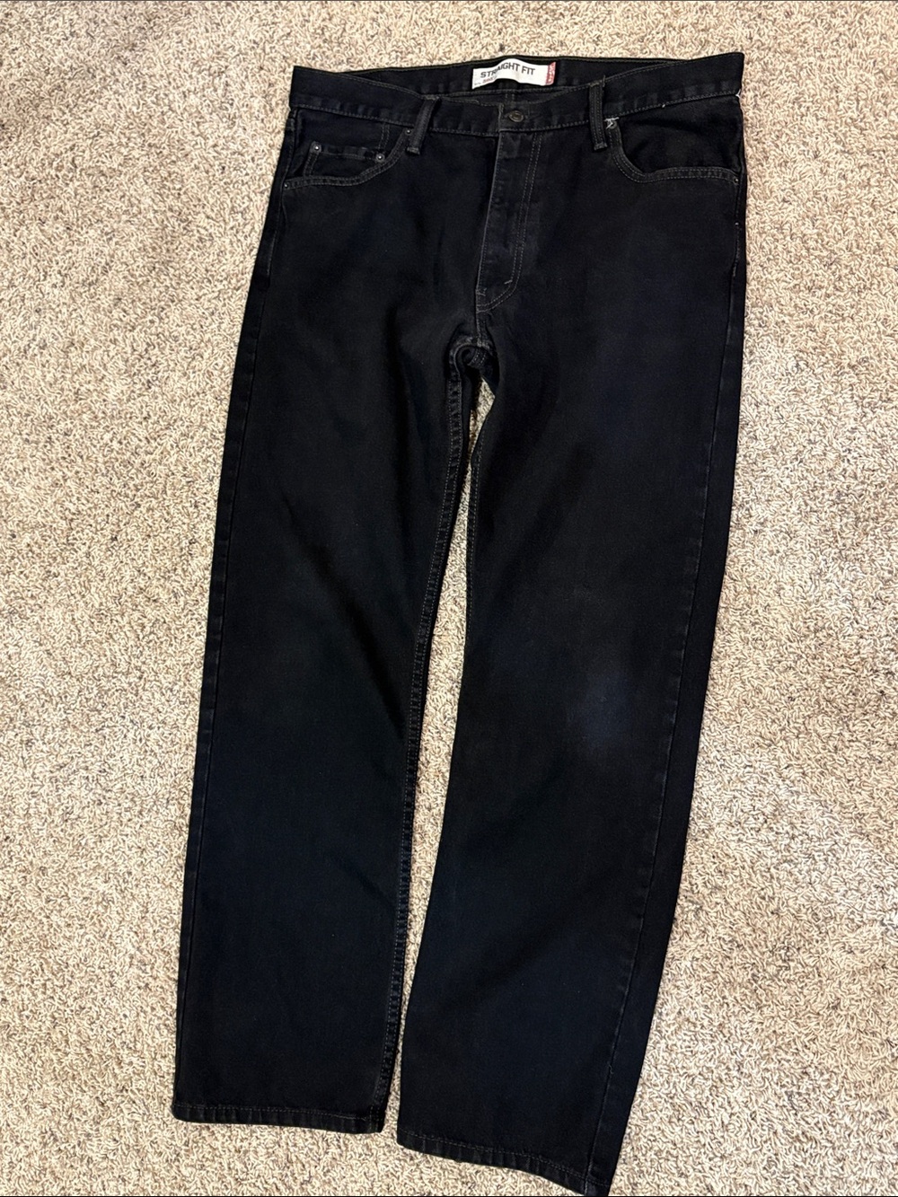 Levi's Black Straight Jeans - Classic Straight Fit